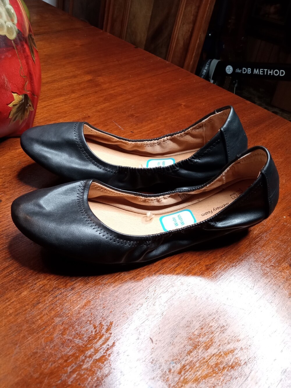 * Time & Tru Memory Foam Scrunch Ballet Flats Black Women’s Size 9.5W
